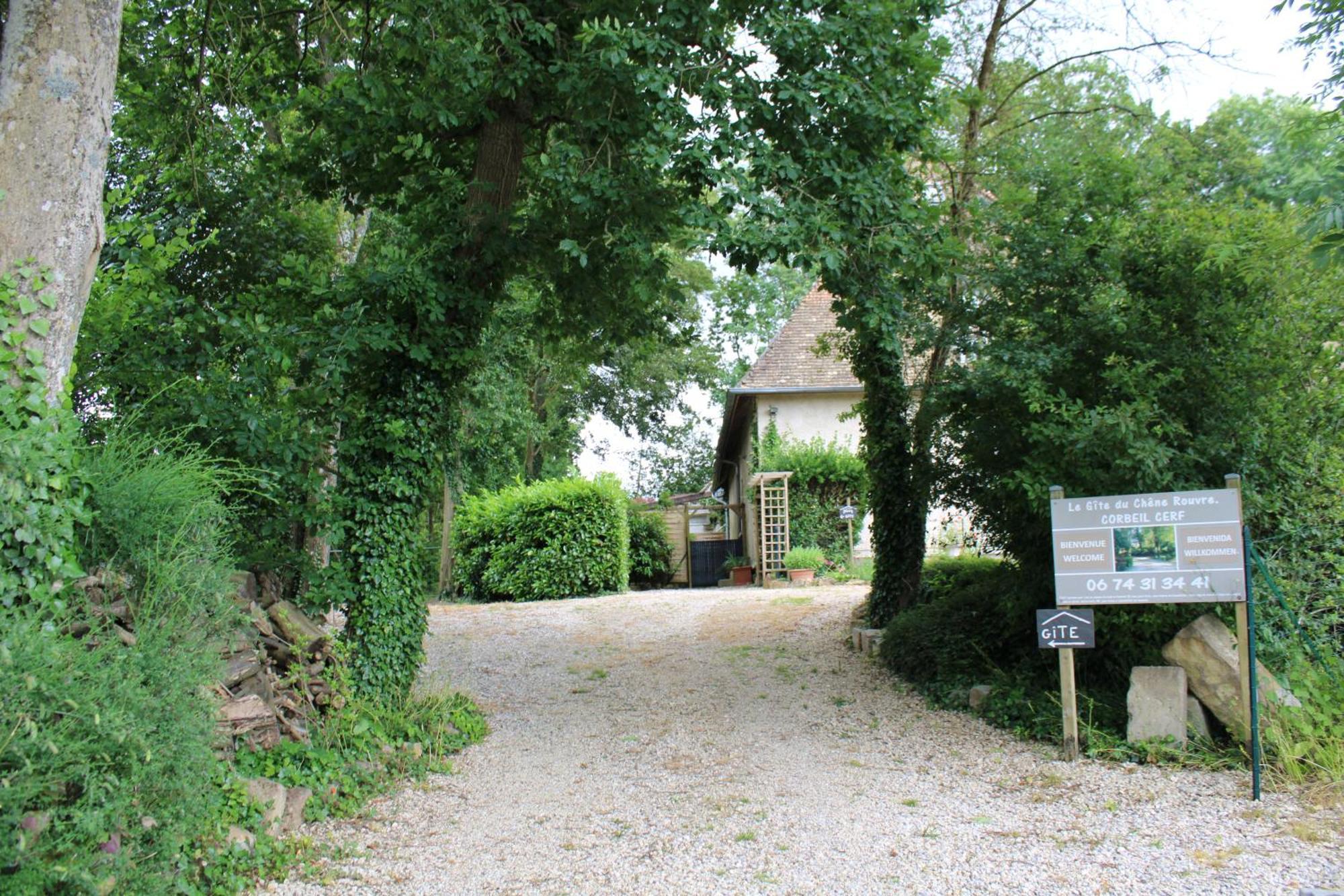 Le Gîte du Chêne Rouvre Corbeil-Cerf Extérieur photo